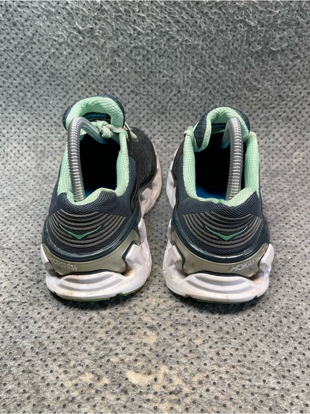 Hoka One One Vanquish 3 Running Shoes Size 7.5 Women’s - Picture 6 of 12